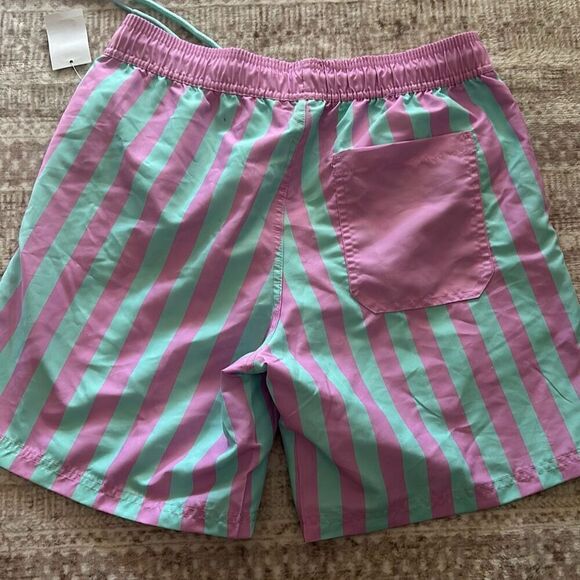 Mad engine Men’s Size Small Blue and pink Striped Swim trunks NWT - Picture 6 of 6